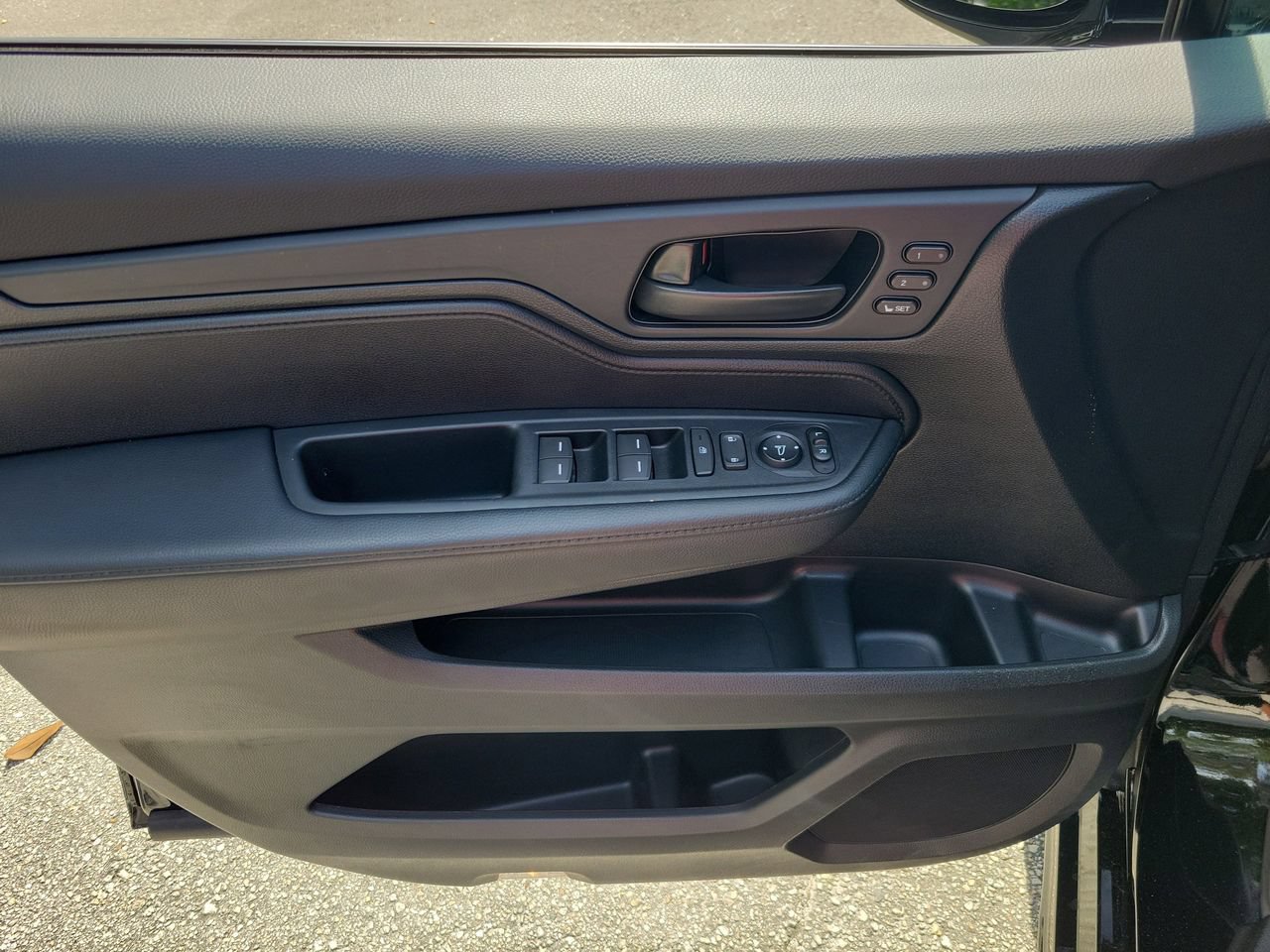 Used 2025 Honda Odyssey Sport-L image 14