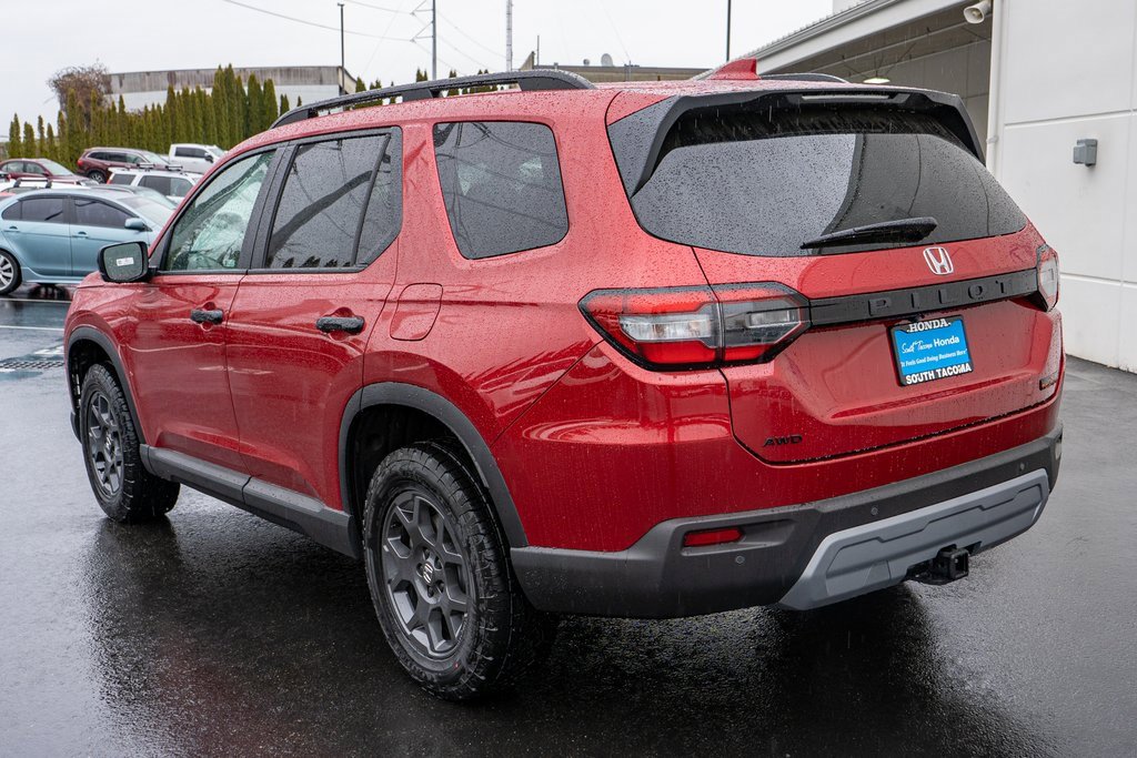 New 2025 Honda Pilot TrailSport image 8
