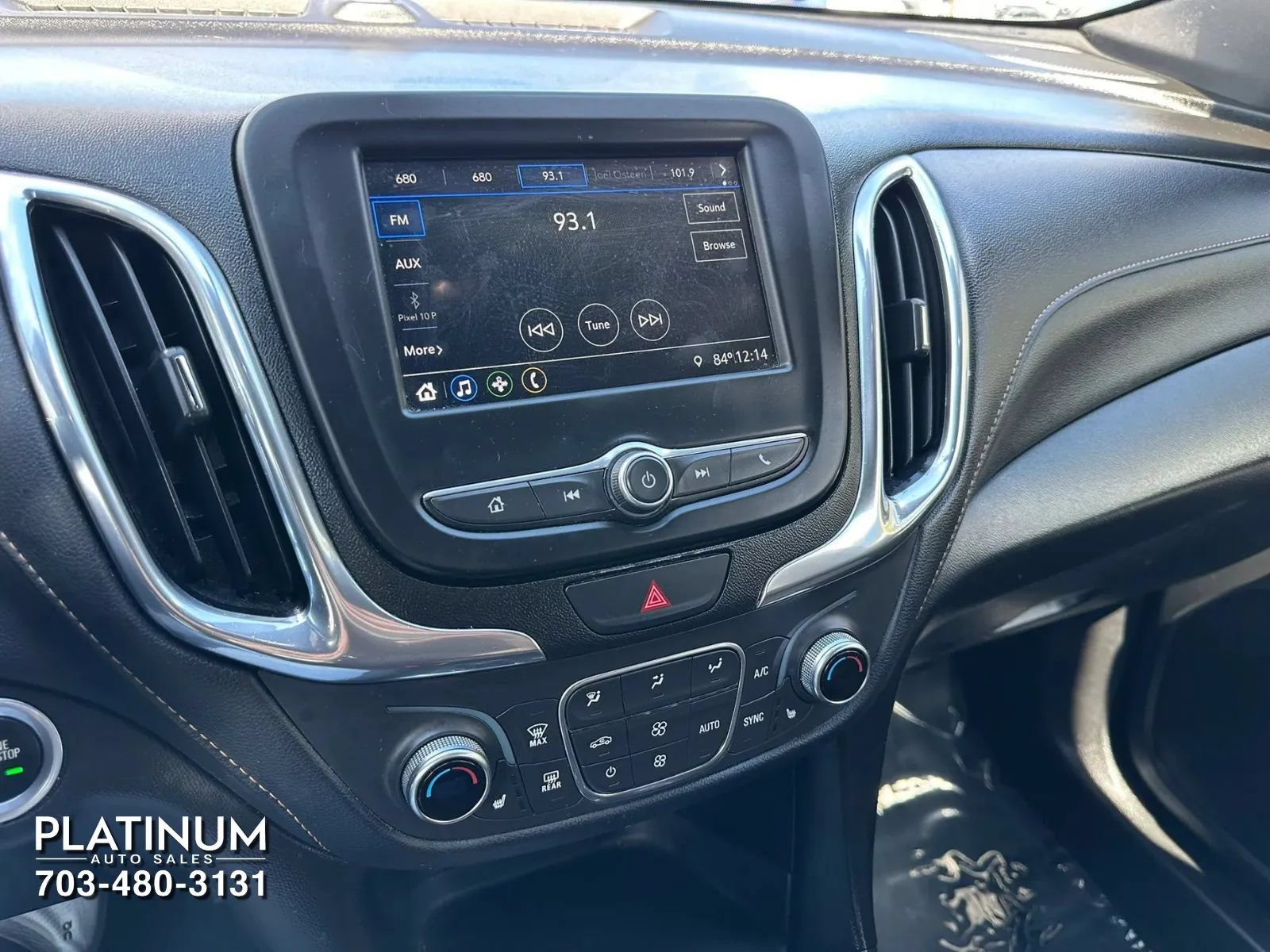 Used 2019 Chevrolet Equinox LT FWD image 11