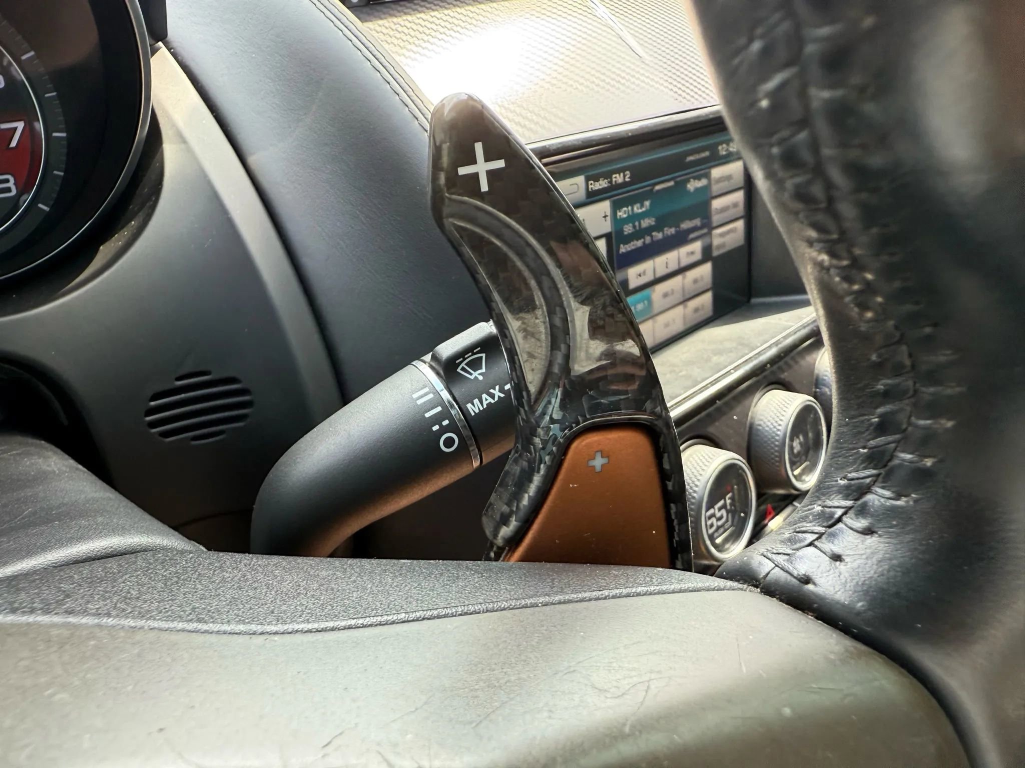 Used 2015 Jaguar F-TYPE R image 22