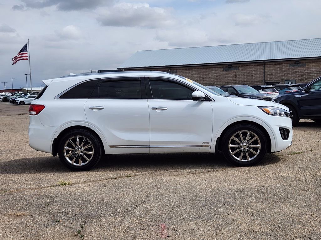 Used 2017 Kia Sorento SX AWD/4WD image 2