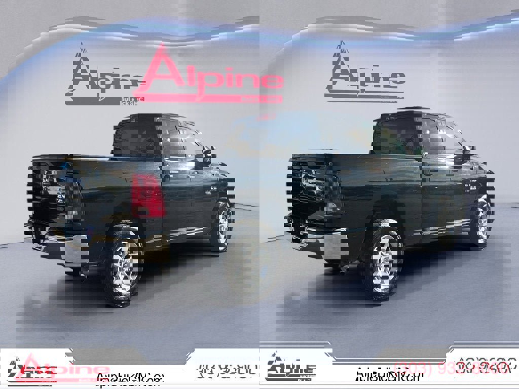 Used 2024 RAM 1500 Classic SLT image 5