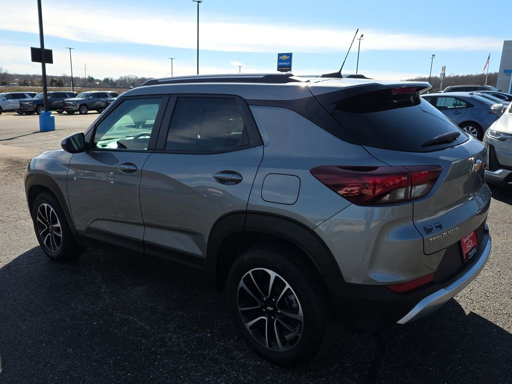 Used 2024 Chevrolet TrailBlazer LT image 6