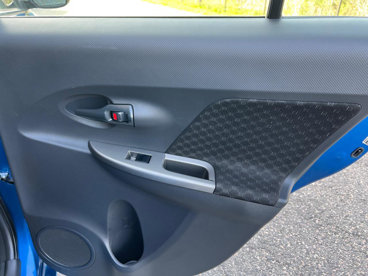 Used 2013 Scion xD FWD image 12
