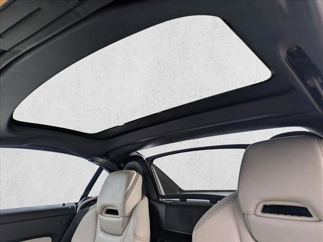 Used 2015 Mercedes-Benz SLK 250 image 14