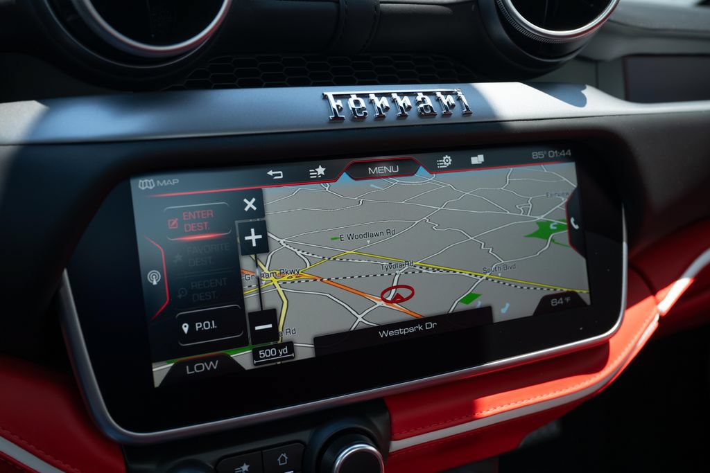 Used 2023 Ferrari Portofino M RWD image 41