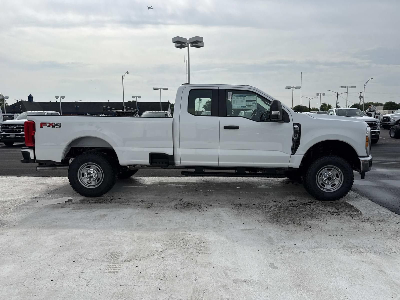 New 2026 Ford F250 XL w/ XL Off-Road Package AWD/4WD image 2