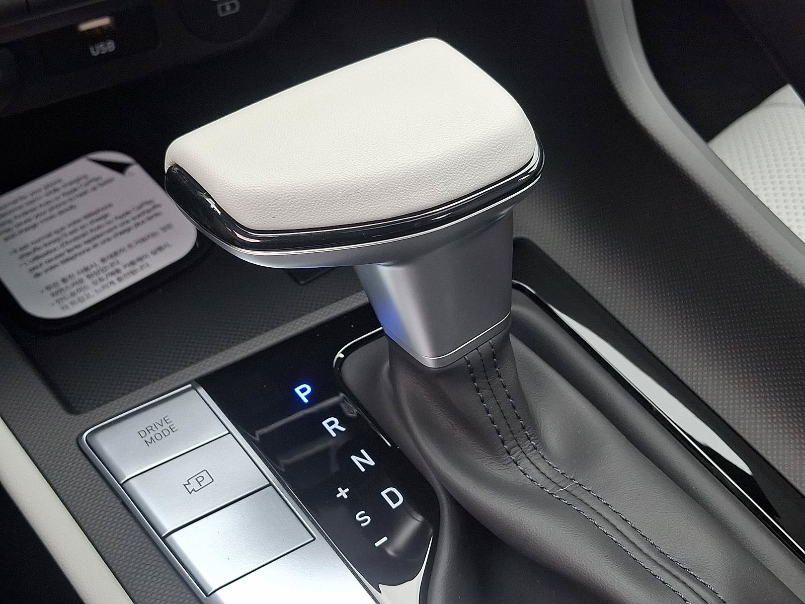 New 2026 Hyundai Elantra SEL Sport FWD image 11