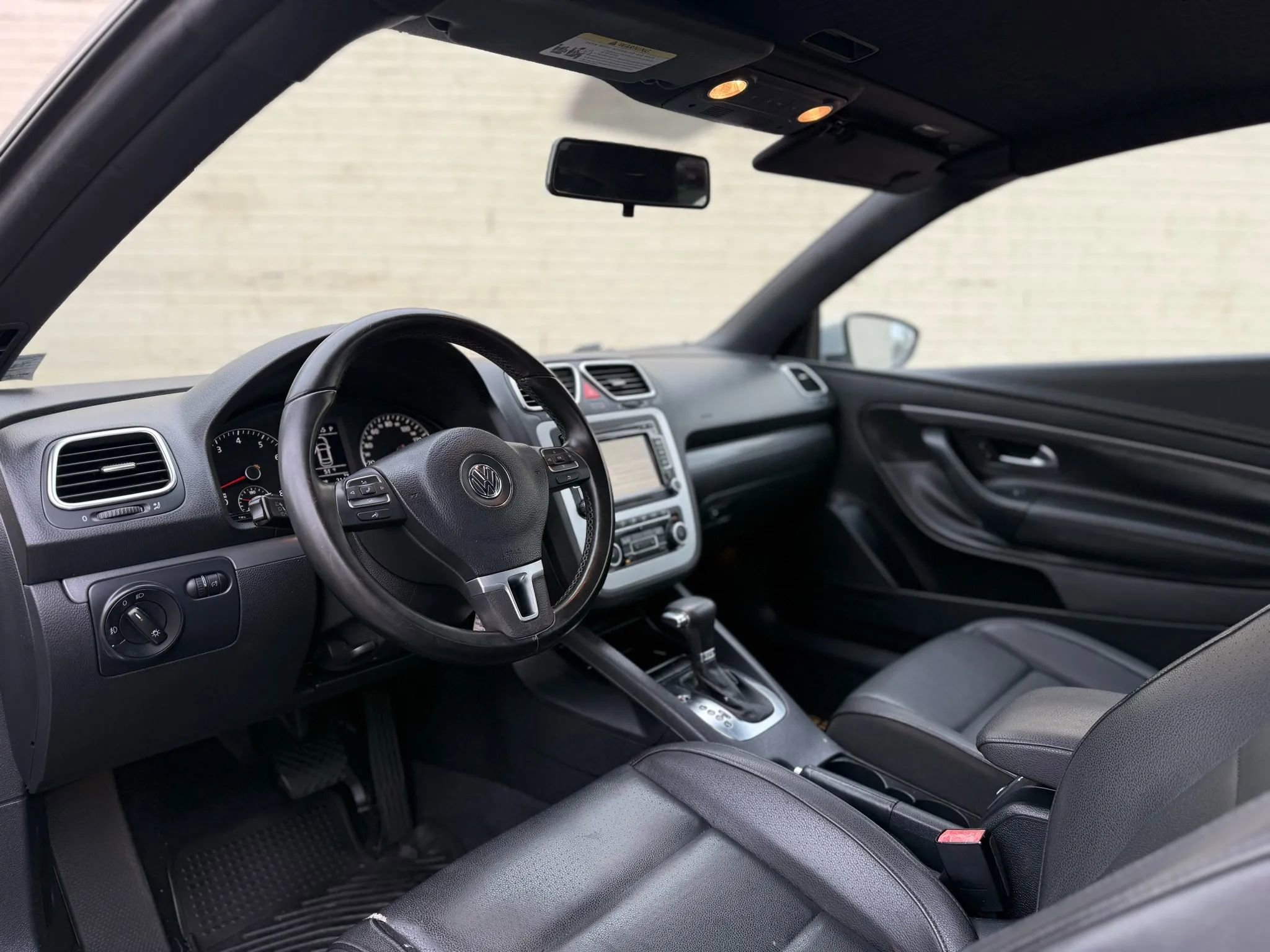 Used 2010 Volkswagen Eos Komfort image 12