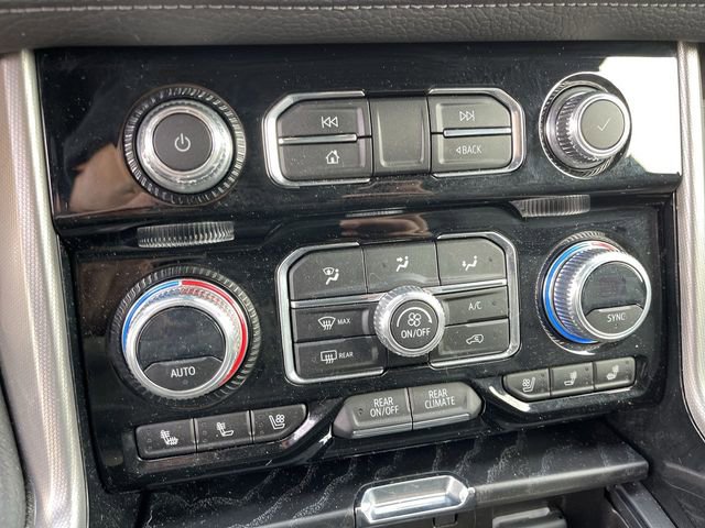 Used 2023 GMC Yukon Denali image 18