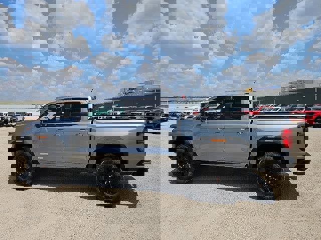 New 2026 GMC Canyon Elevation w/ Convenience Package image 2