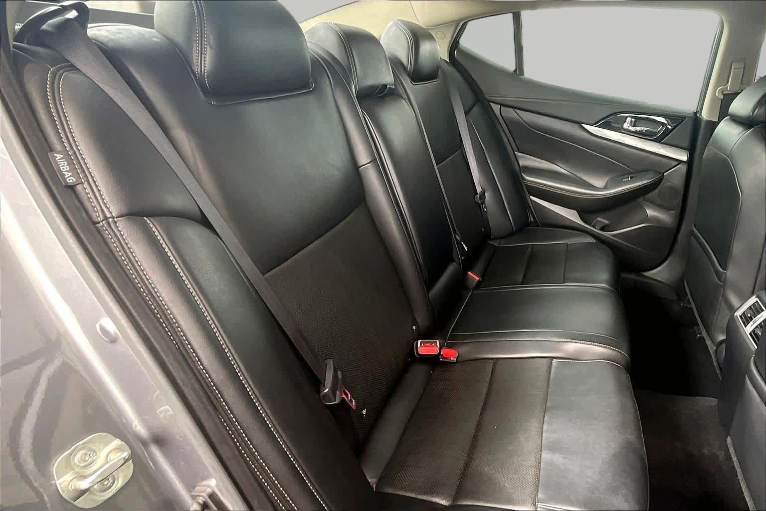Used 2020 Nissan Maxima 3.5 SV w/ Floor Mat Group FWD image 20