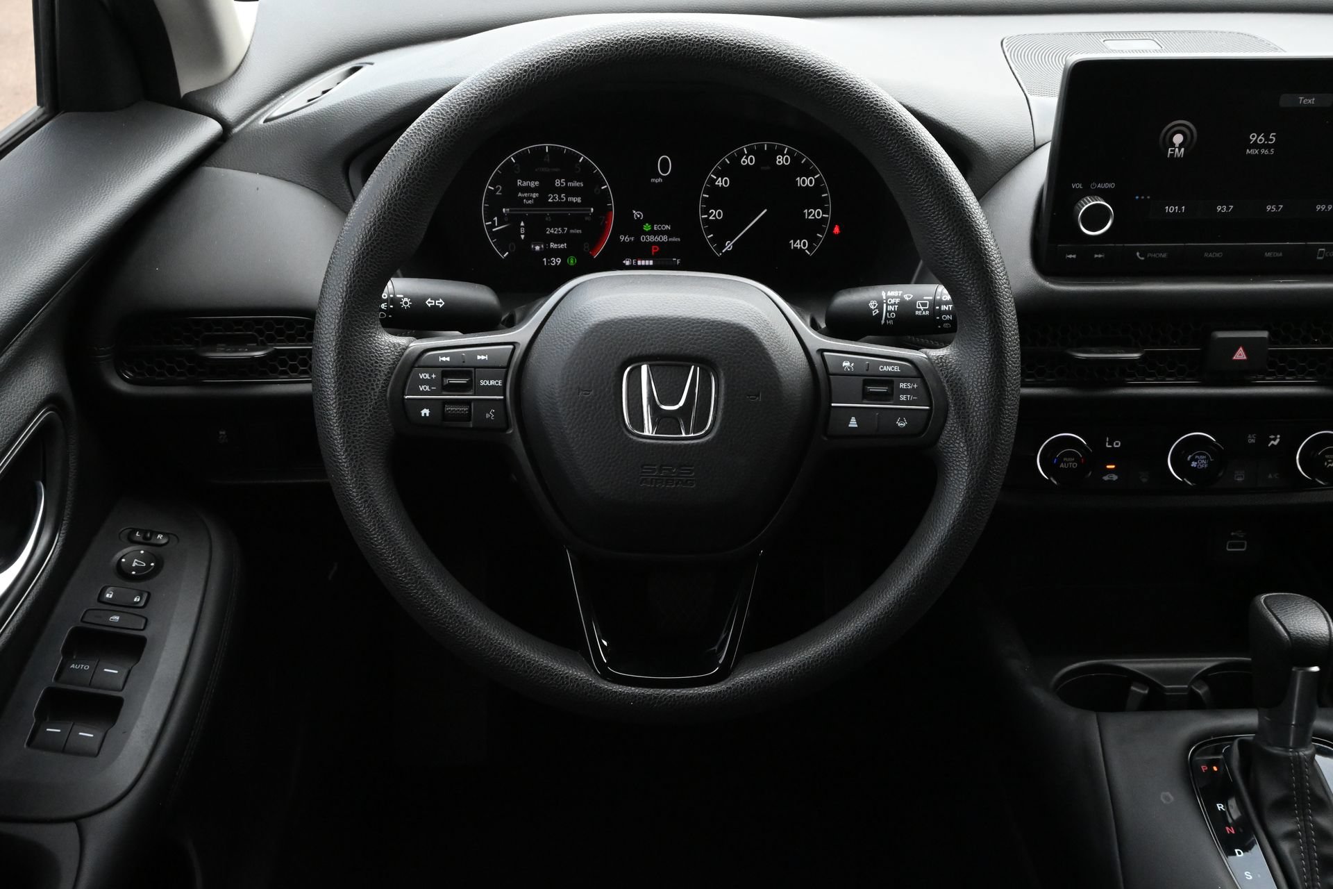 Used 2023 Honda HR-V LX image 10