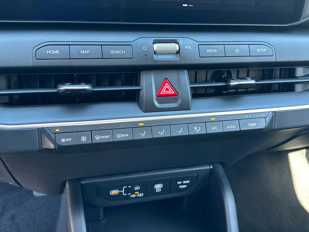 New 2025 Kia K4 LX image 20