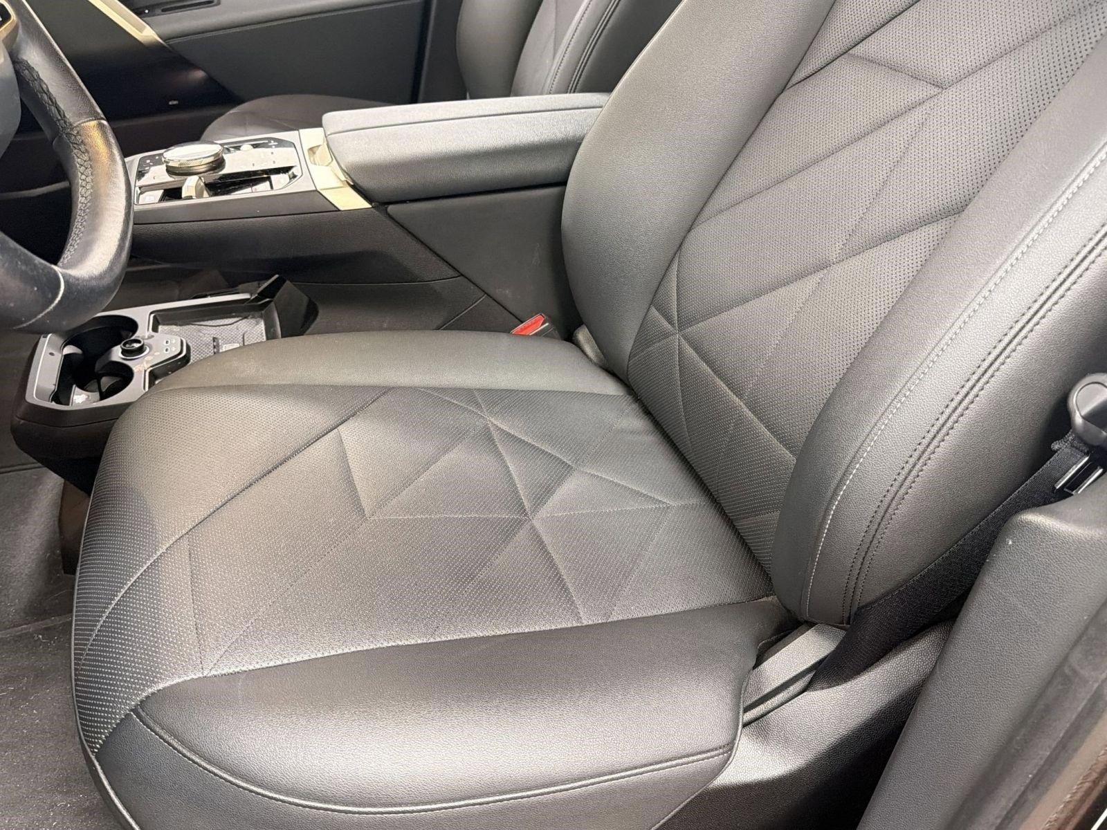 Certified 2023 BMW iX xDrive50 w/ Sport Package image 10