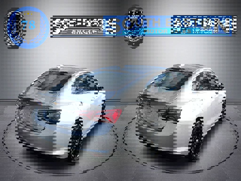 Used 2022 Chevrolet Malibu LT image 6