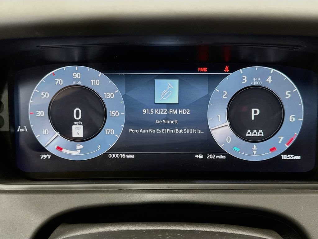 New 2026 Land Rover Range Rover Velar Belgravia AWD/4WD image 34