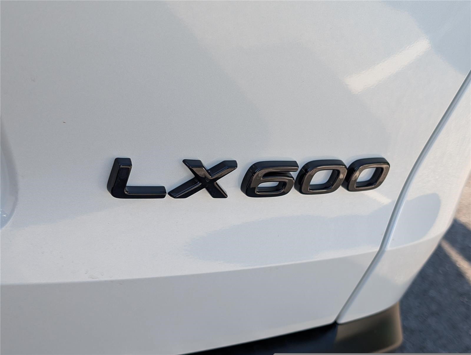 New 2026 Lexus LX 600 4WD w/ Luxury Package image 5