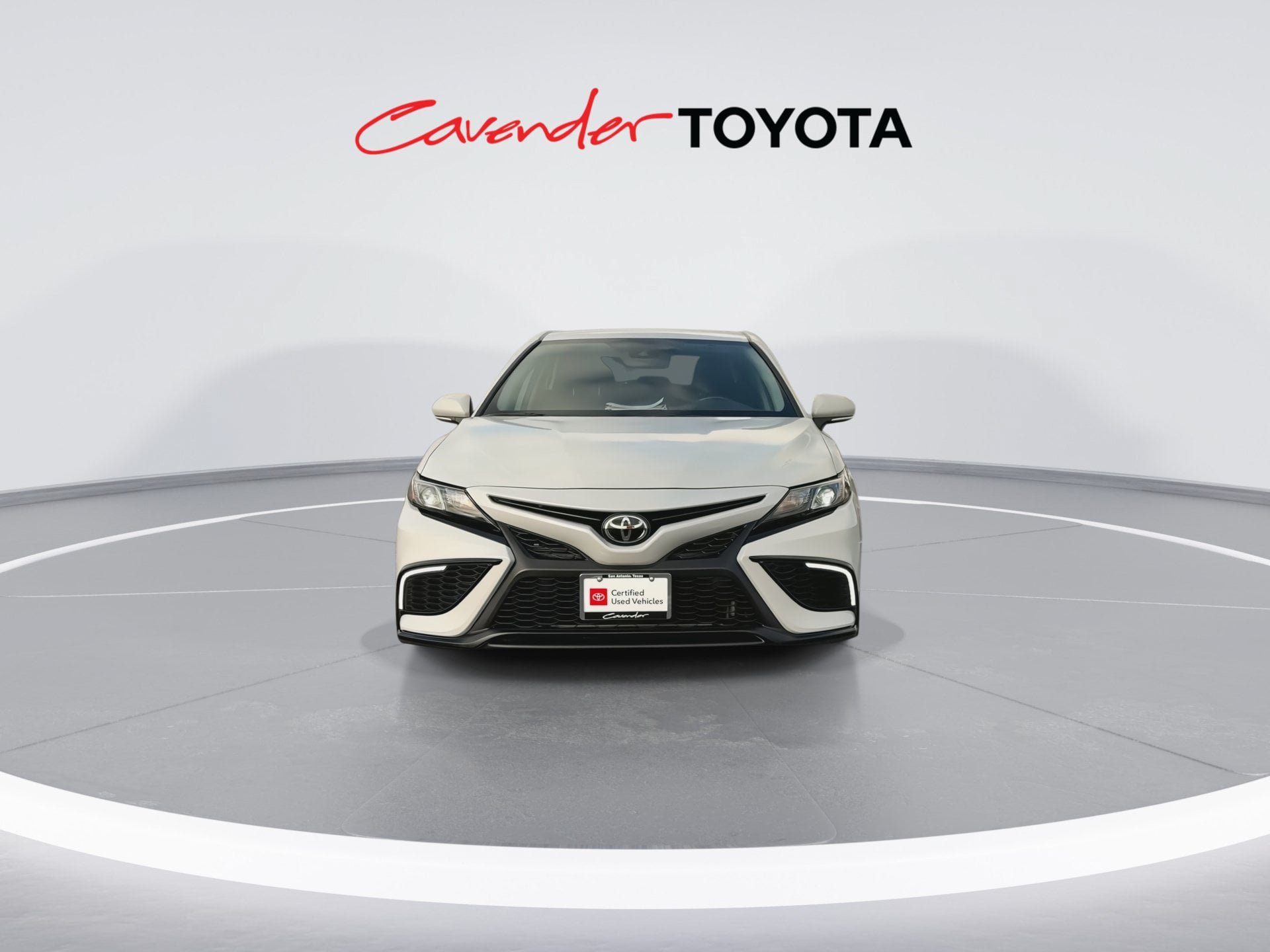 Certified 2024 Toyota Camry SE FWD image 3