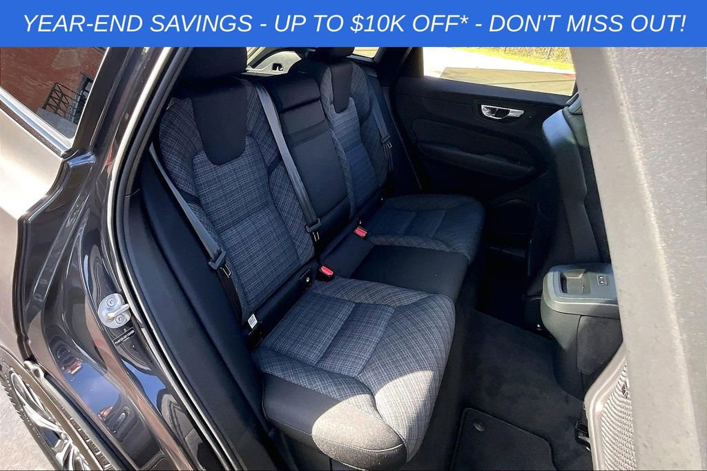 Used 2025 Volvo XC60 B5 Core w/ Protection Package Premier image 34