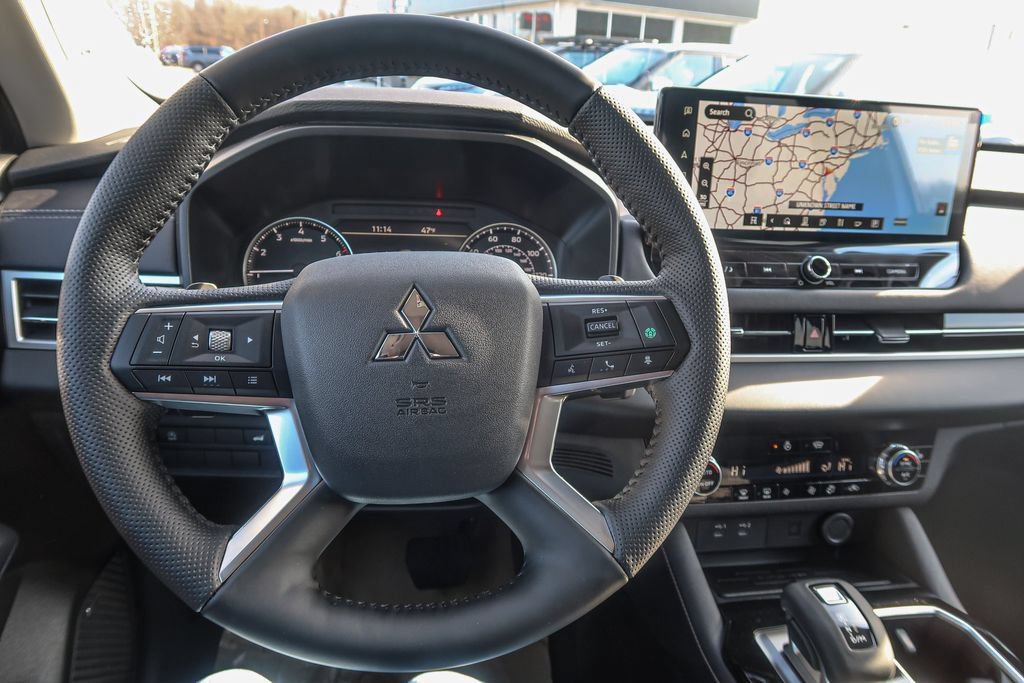 New 2026 Mitsubishi Outlander AWD image 29