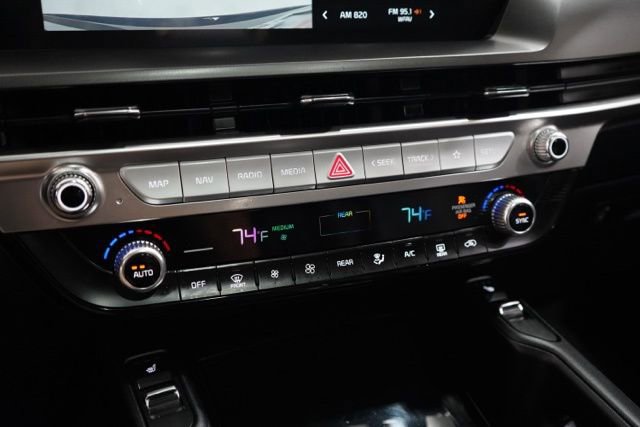 Used 2025 Kia Telluride S image 29