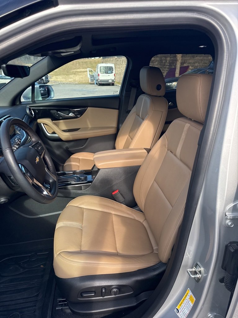 Used 2019 Chevrolet Blazer Premier w/ Sun and Wheels Package image 10