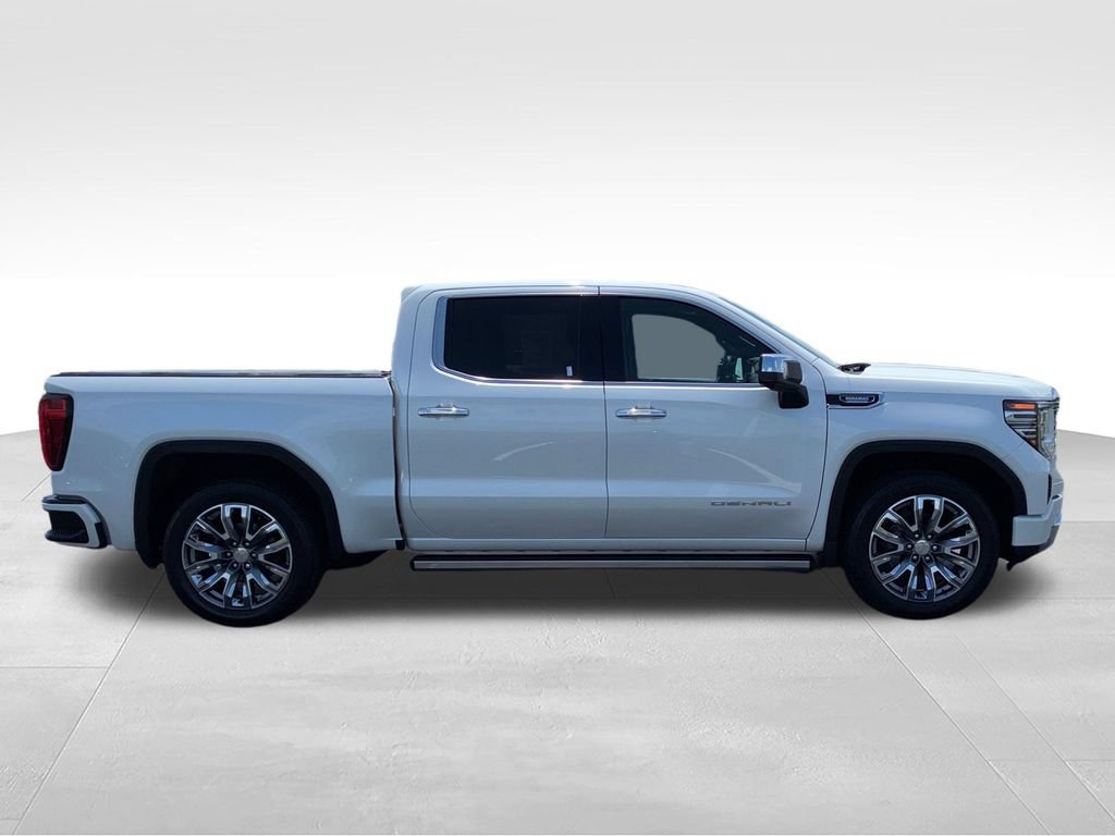 Used 2023 GMC Sierra 1500 Denali w/ Denali Reserve Package AWD/4WD image 6