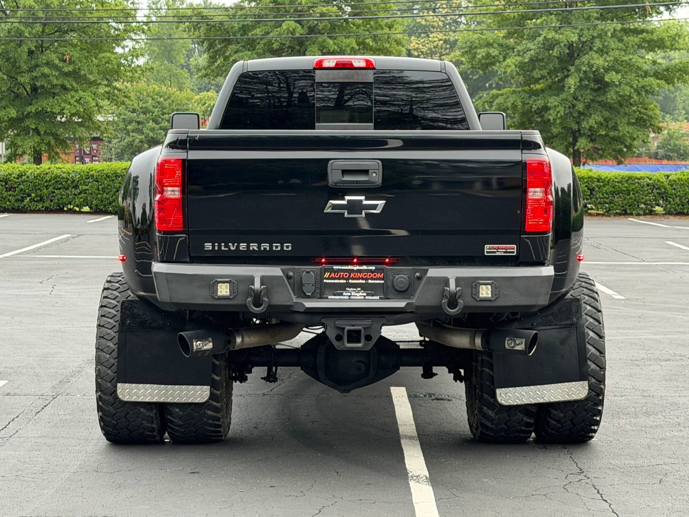 Used 2018 Chevrolet Silverado 3500 High Country w/ Duramax Plus Package AWD/4WD image 7