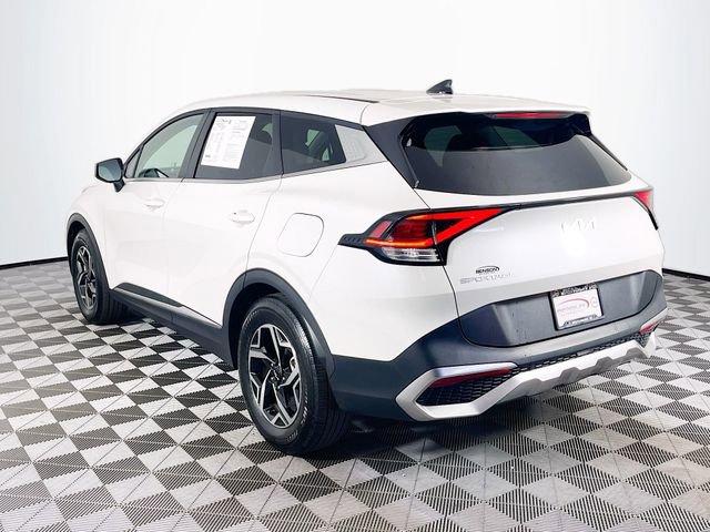 Used 2024 Kia Sportage LX image 6