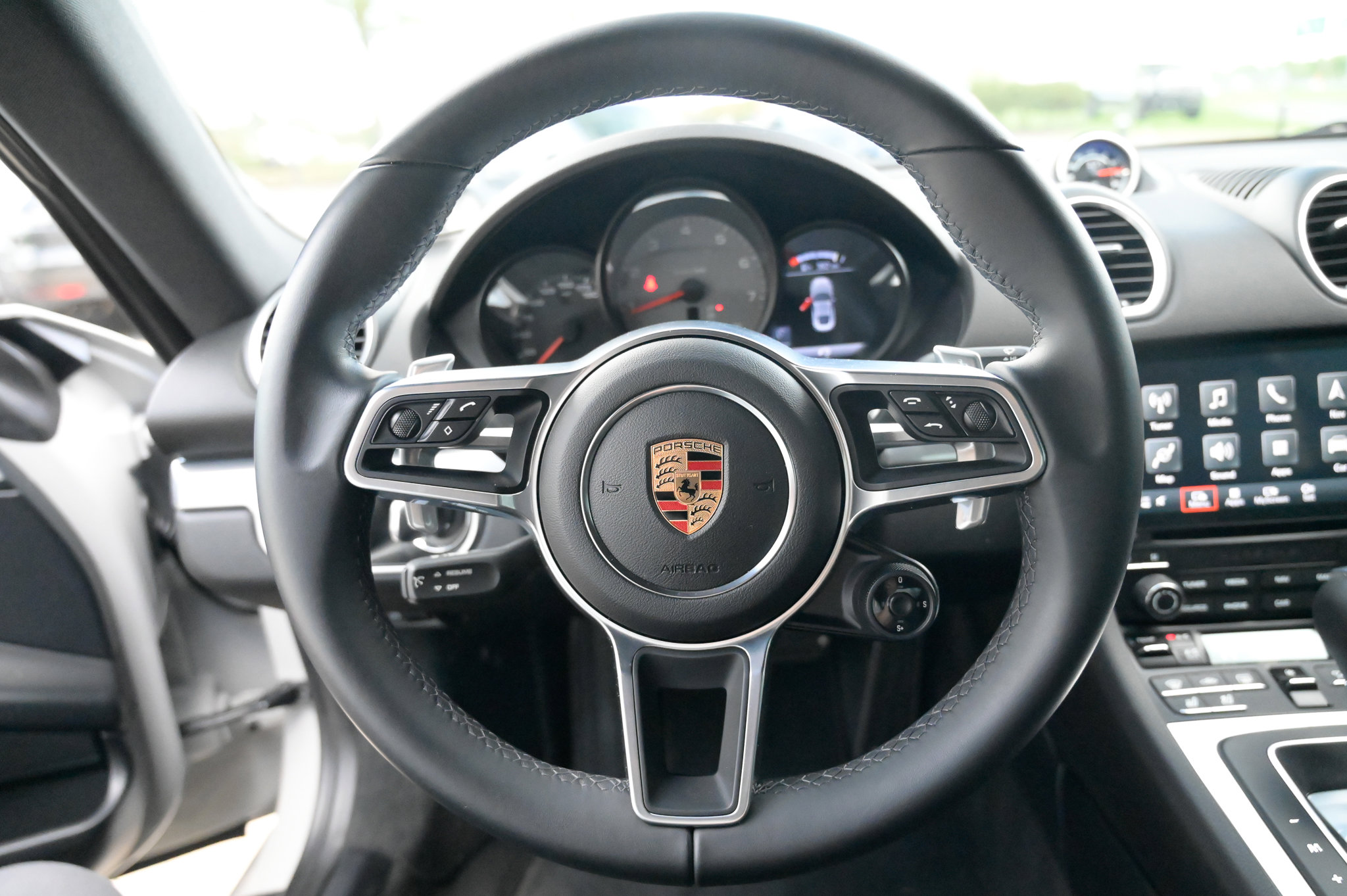 Used 2019 Porsche 718 Cayman S image 24