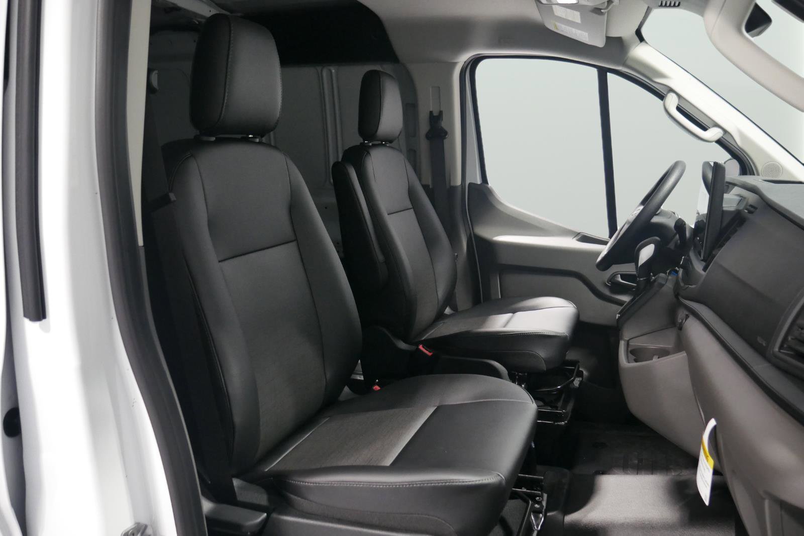 New 2026 Ford Transit 250 Low Roof image 17
