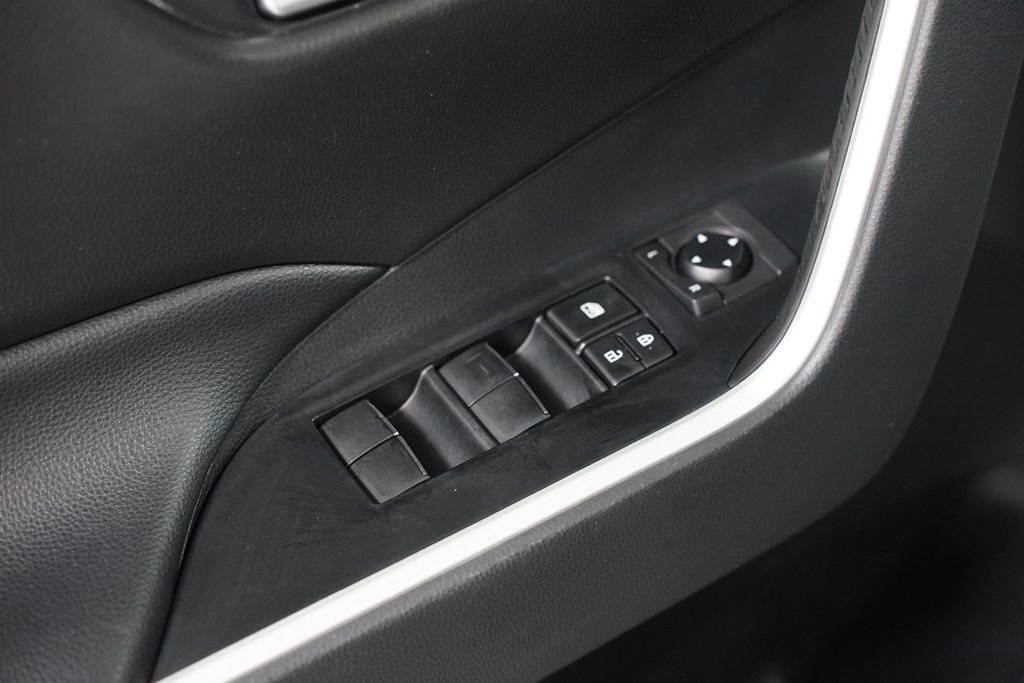 Used 2021 Toyota RAV4 XLE Premium FWD image 30