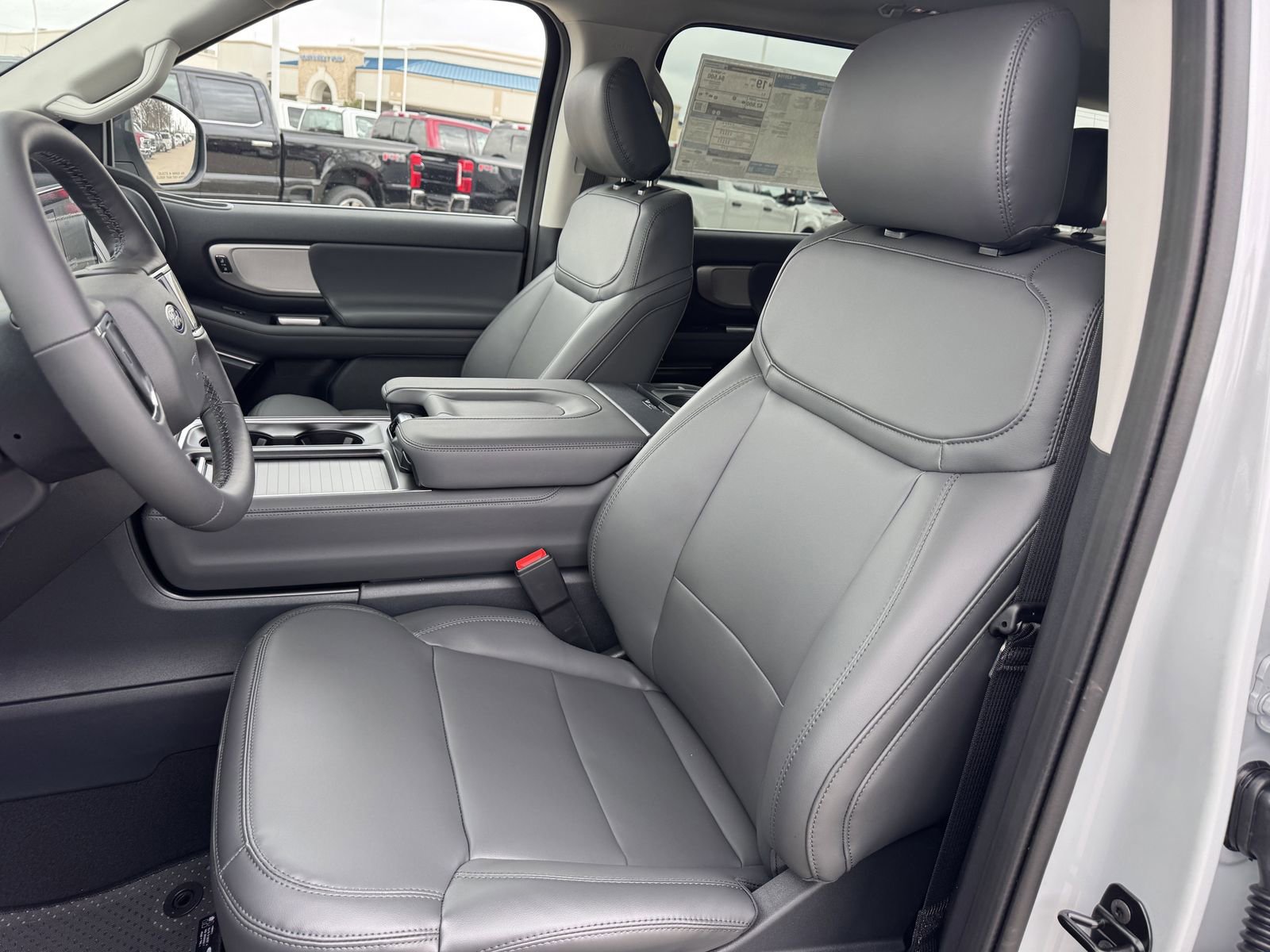 New 2026 Ford Expedition Active image 20