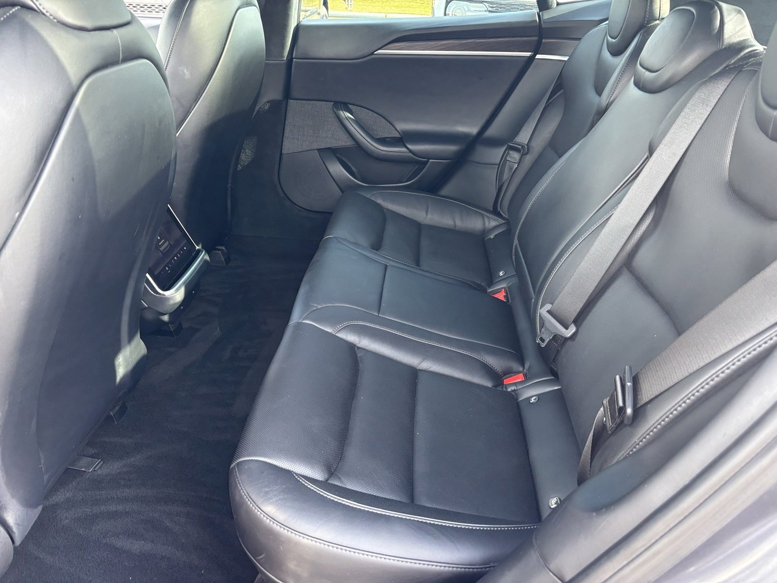 Used 2021 Tesla Model S Plaid image 19