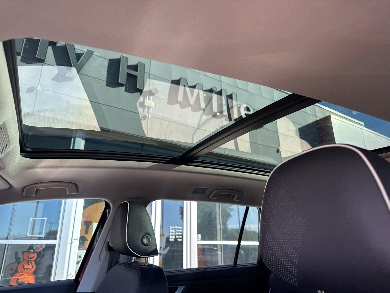 New 2026 Volkswagen Atlas SEL Premium R-Line image 19