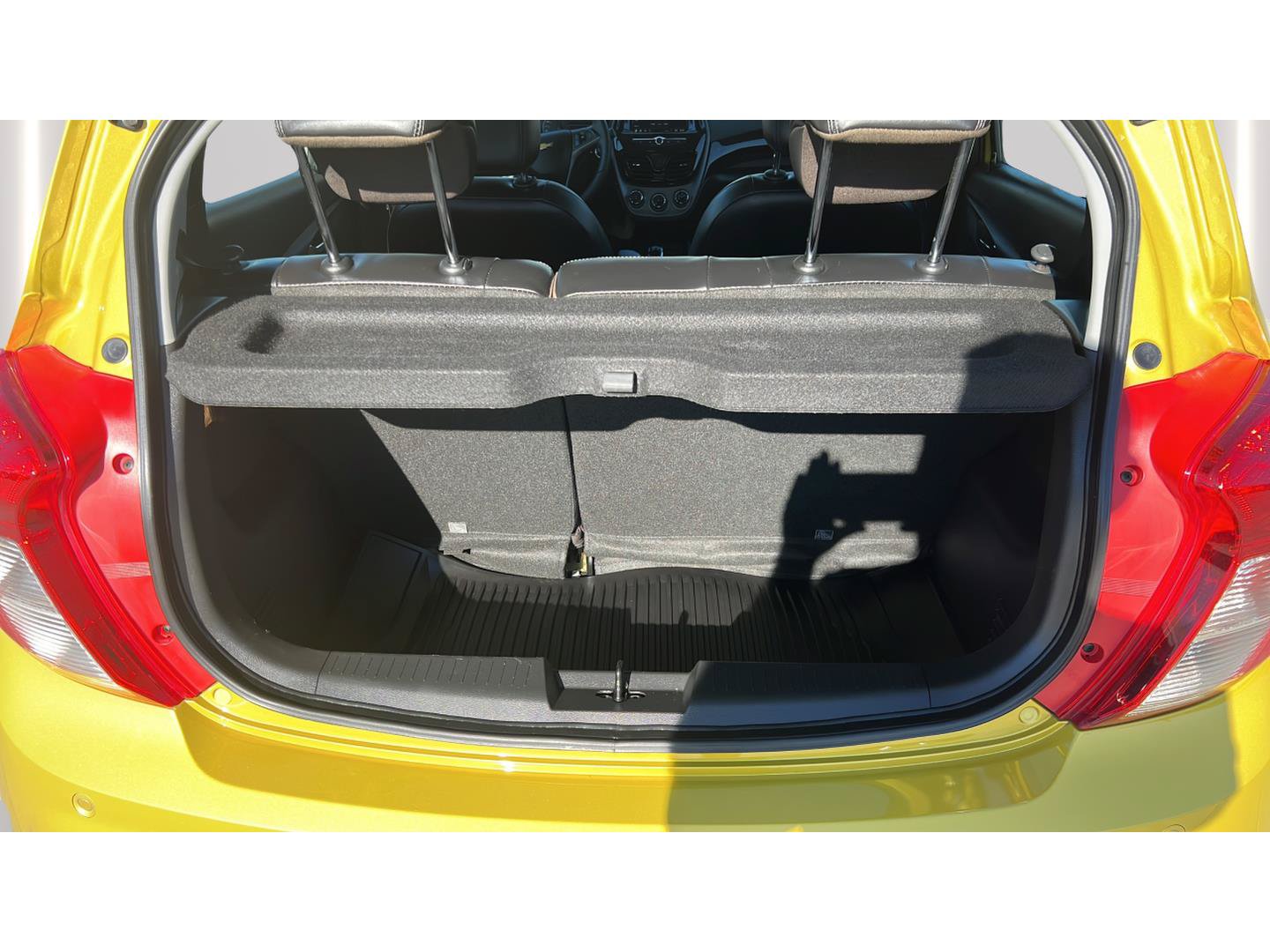 Used 2022 Chevrolet Spark LT FWD image 16