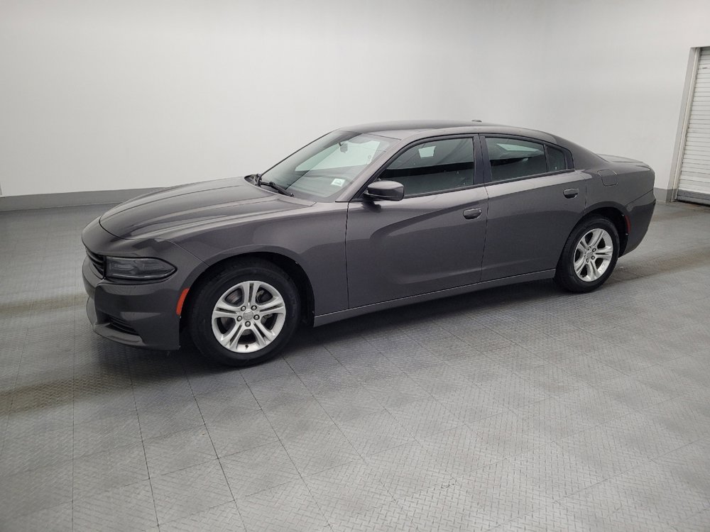 Used 2020 Dodge Charger SXT image 2
