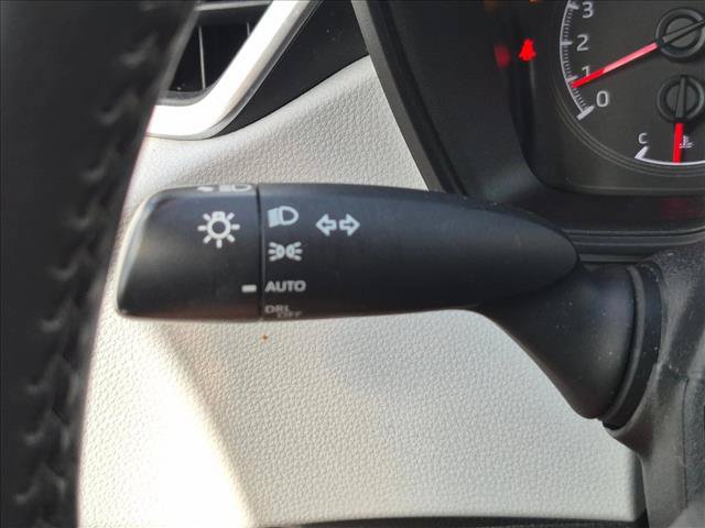 Used 2021 Toyota Corolla SE FWD image 7