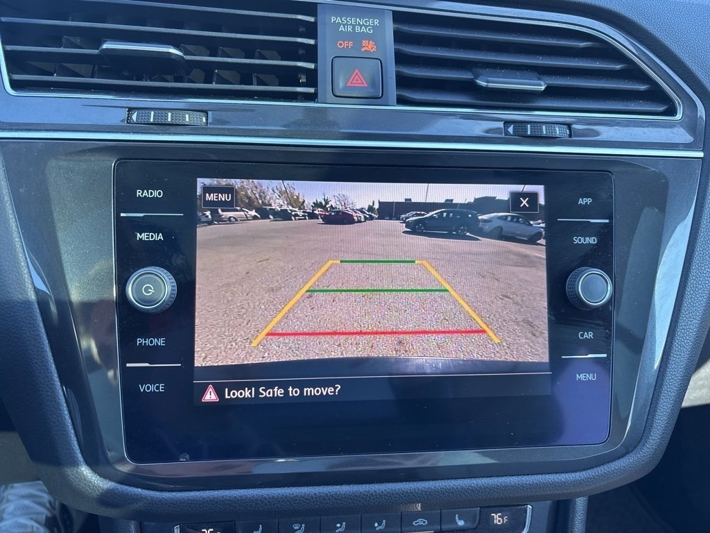 Used 2019 Volkswagen Tiguan SE w/ Panoramic Sunroof Package image 27