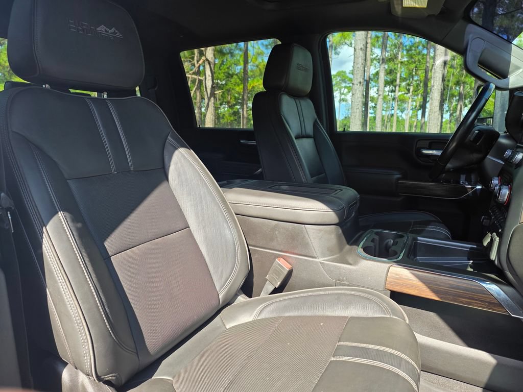 Used 2022 Chevrolet Silverado 3500 High Country w/ Technology Package AWD/4WD image 29