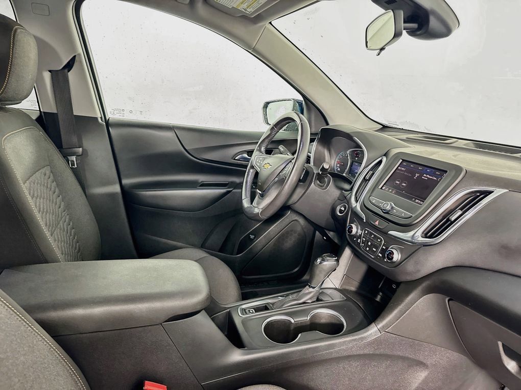 Used 2020 Chevrolet Equinox LT image 38