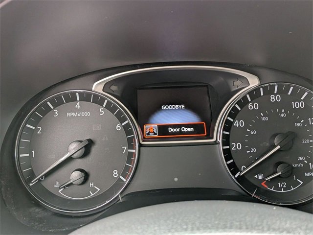 Used 2019 Nissan Pathfinder S image 17