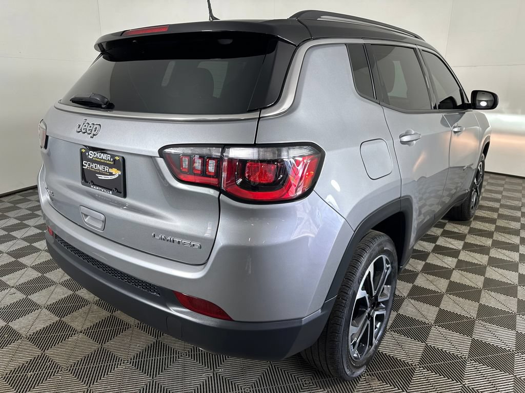 Used 2022 Jeep Compass Limited AWD/4WD image 5