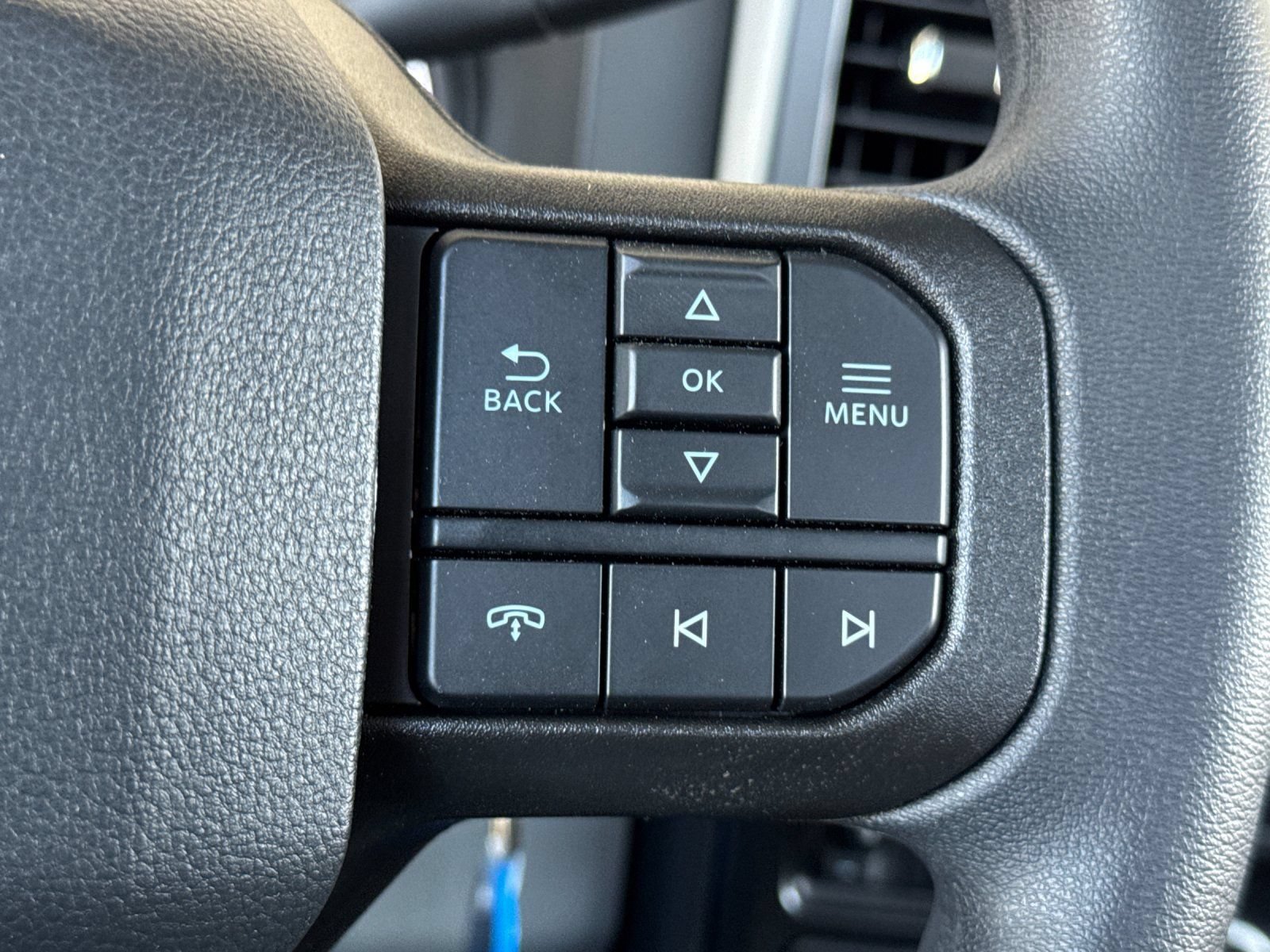Used 2024 Ford F550 4x4 Regular Cab Super Duty image 23