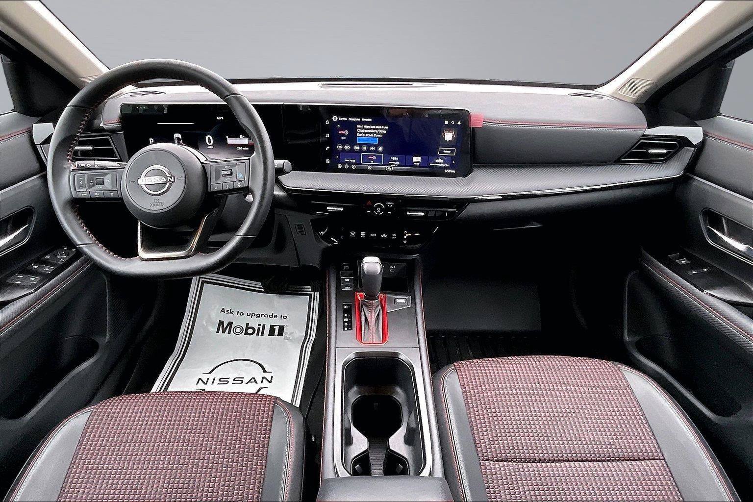 Certified 2026 Nissan Kicks SR FWD image 17