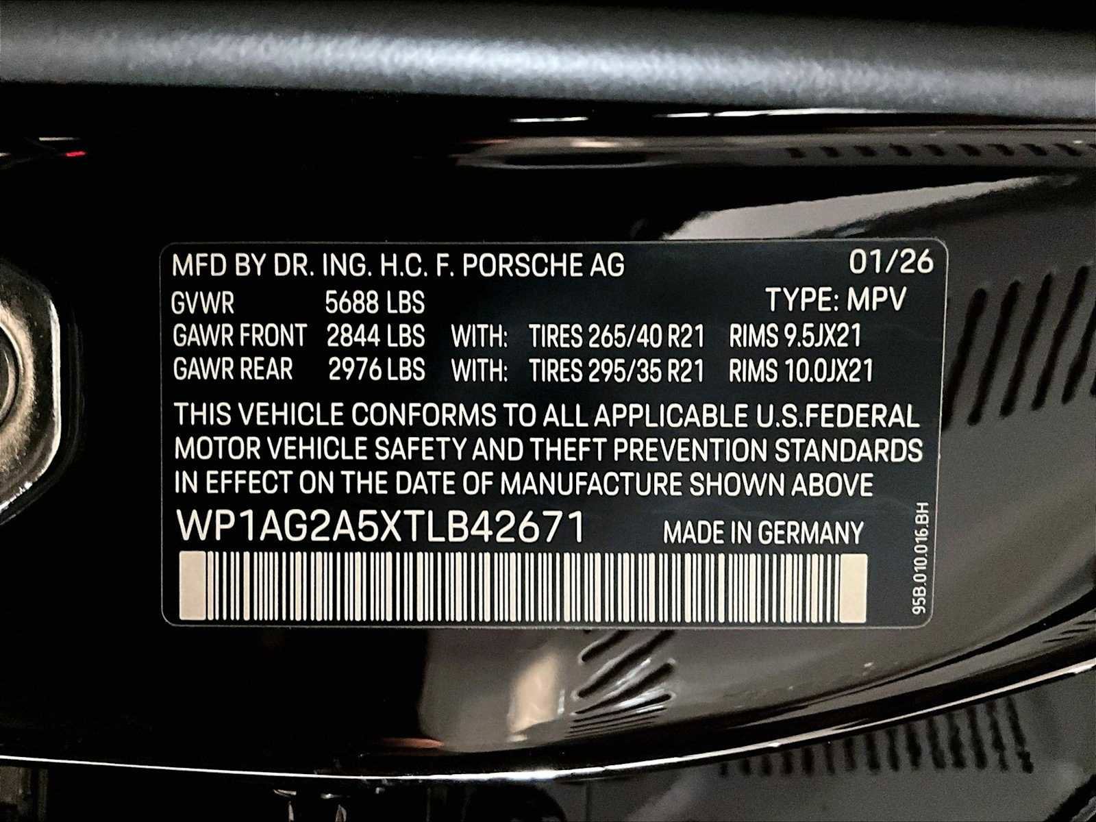 New 2026 Porsche Macan S AWD/4WD image 32