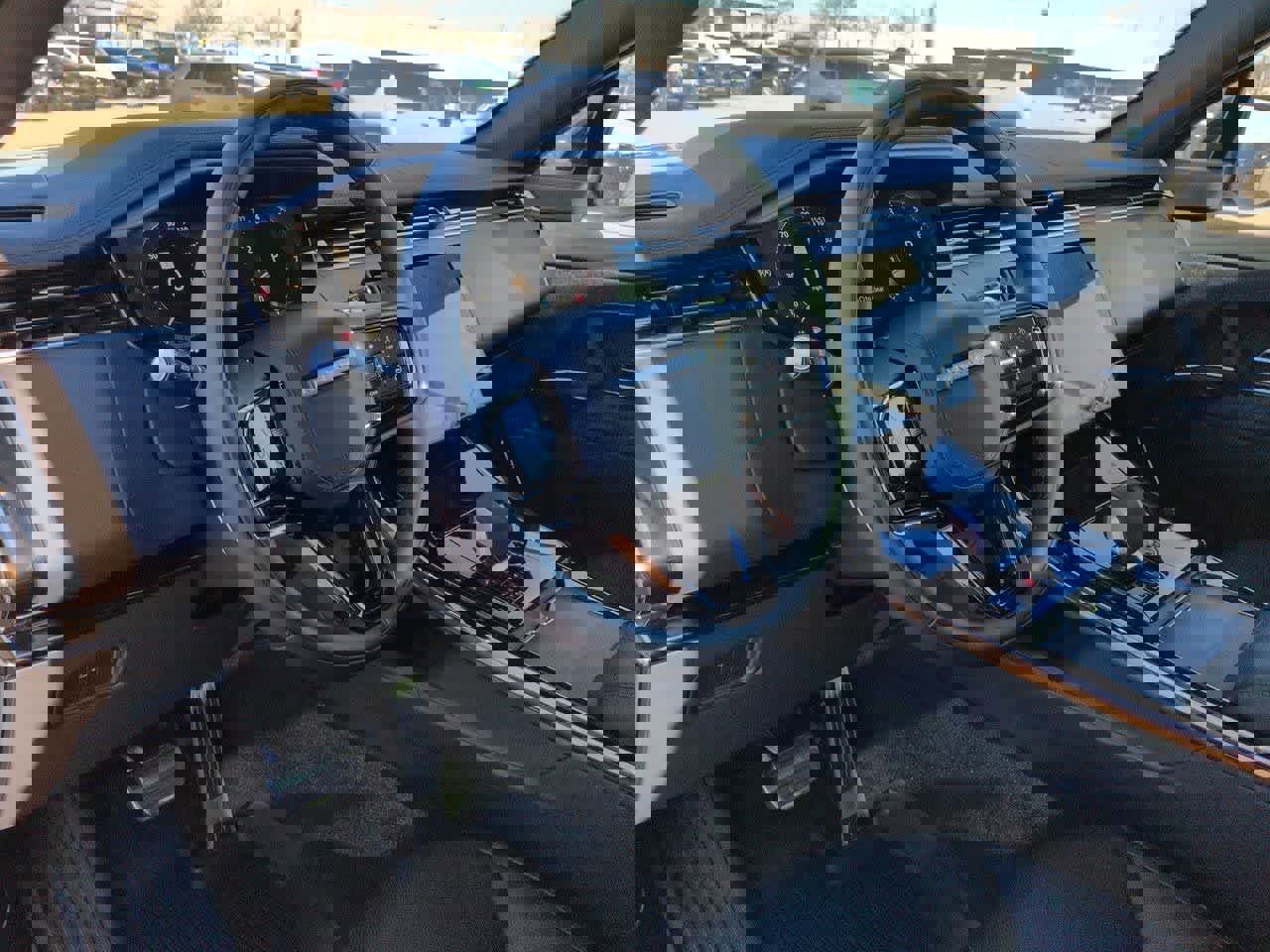 New 2026 Land Rover Range Rover Sport Dynamic SE AWD/4WD image 2