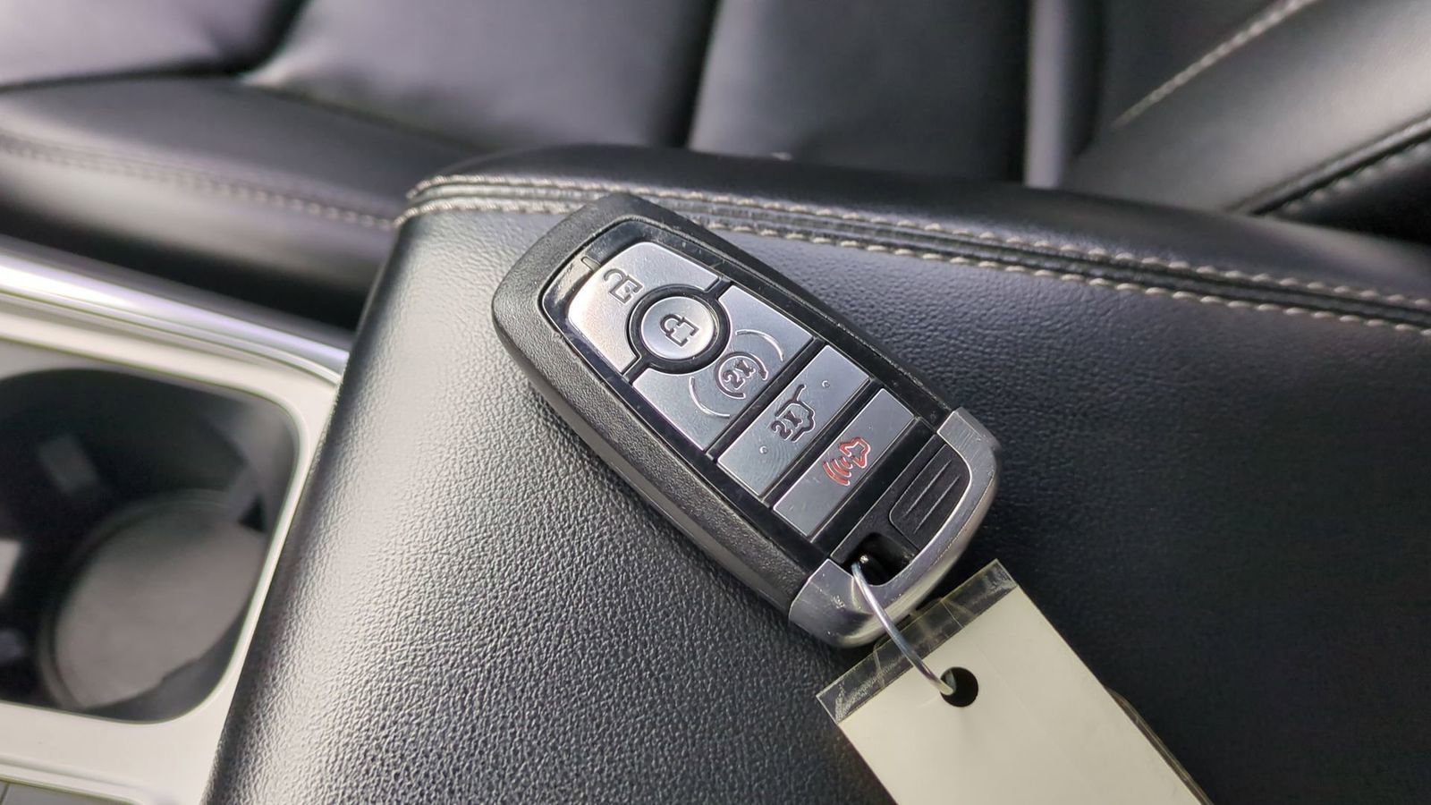 Certified 2021 Ford Explorer XLT w/ Equipment Group 202A image 40