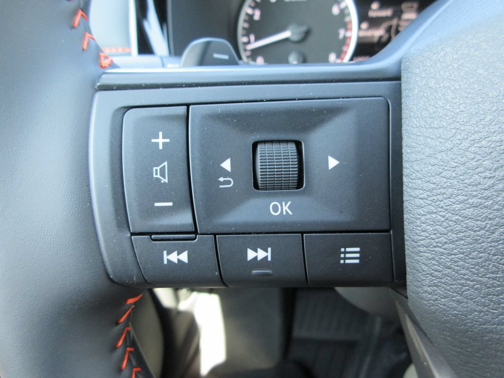 Used 2026 Nissan Pathfinder Rock Creek AWD/4WD image 26